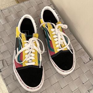 RARE Women’s Multicolored Old Skool Vans Size 8
